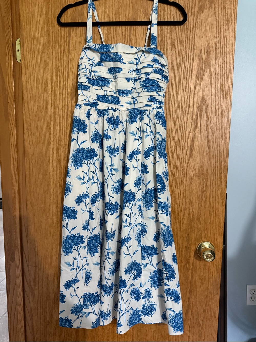 Abercrombie & Fitch White Maxi Dress with Blue Floral Print